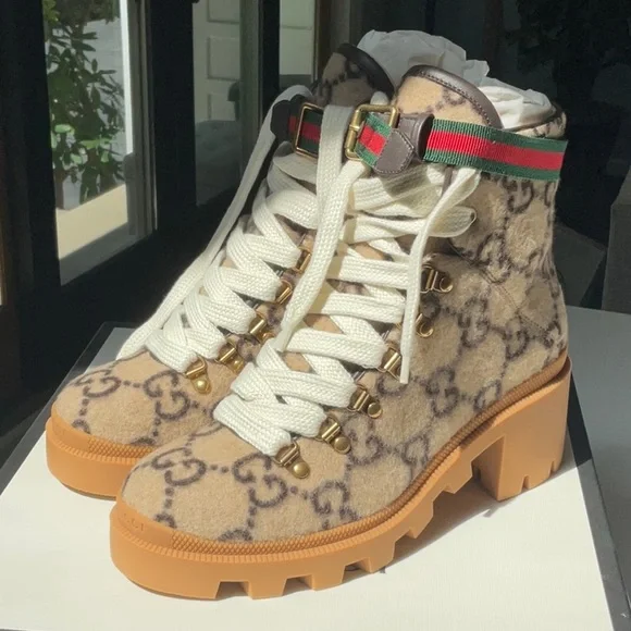 NEW!! Gucci Tweed Boots Sold Out! - Picture 2 of 9